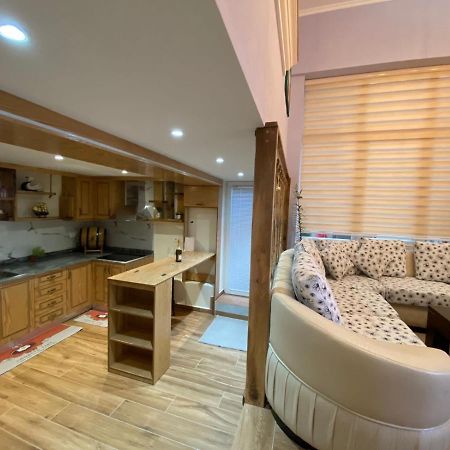 B & B Pogradec Eksteriør bilde
