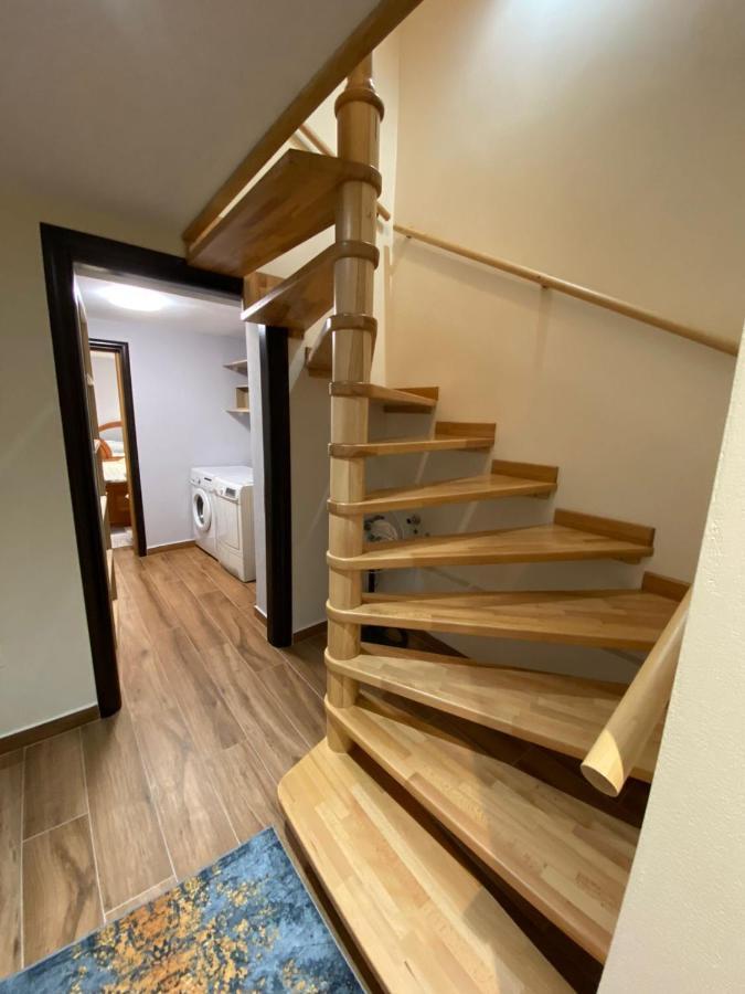 B & B Pogradec Eksteriør bilde