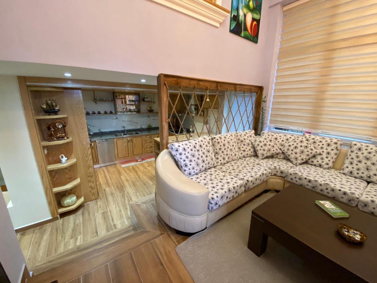 B & B Pogradec Eksteriør bilde